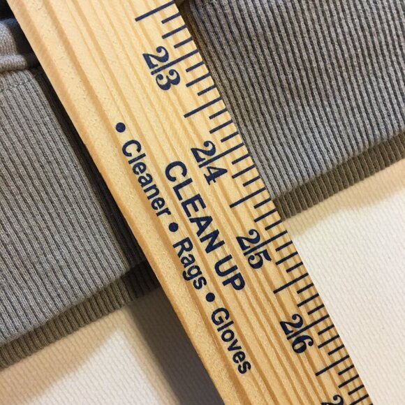 Rue Porter Sweatshirt Large Gray Uncommon Love Immanual + God With Us Graphics - Picture 10 of 10